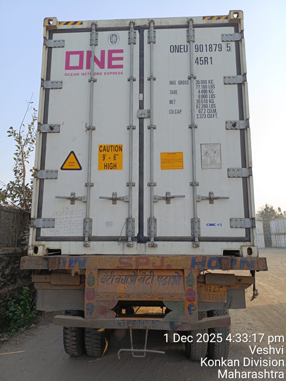 Cargo trucks stuck en route in lockdown – Am I covered?